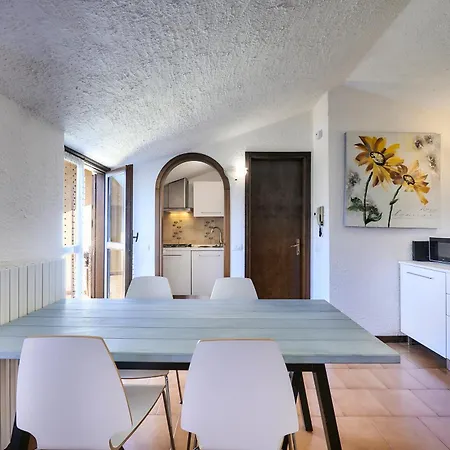Private Terrace With View Near Varenna Apartament